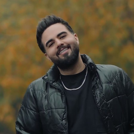 دانلود آهنگ شاهین بنان دور سرش بگردم من